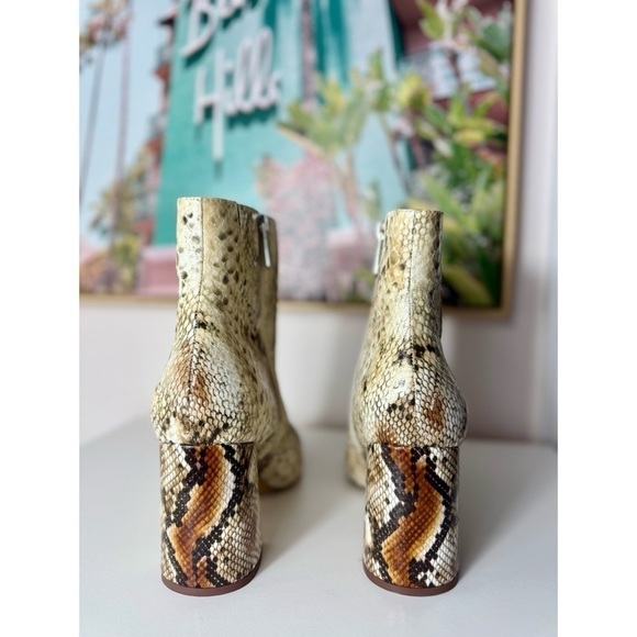 Charles David Tan Beige Snake Faux Leather Ankle Boots Virgil Booties Size 11 - Picture 3 of 6